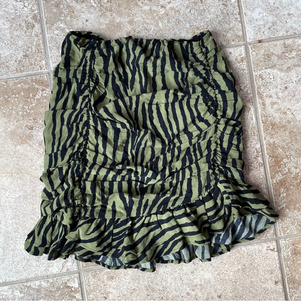Zara Ruched Stripped Skirt